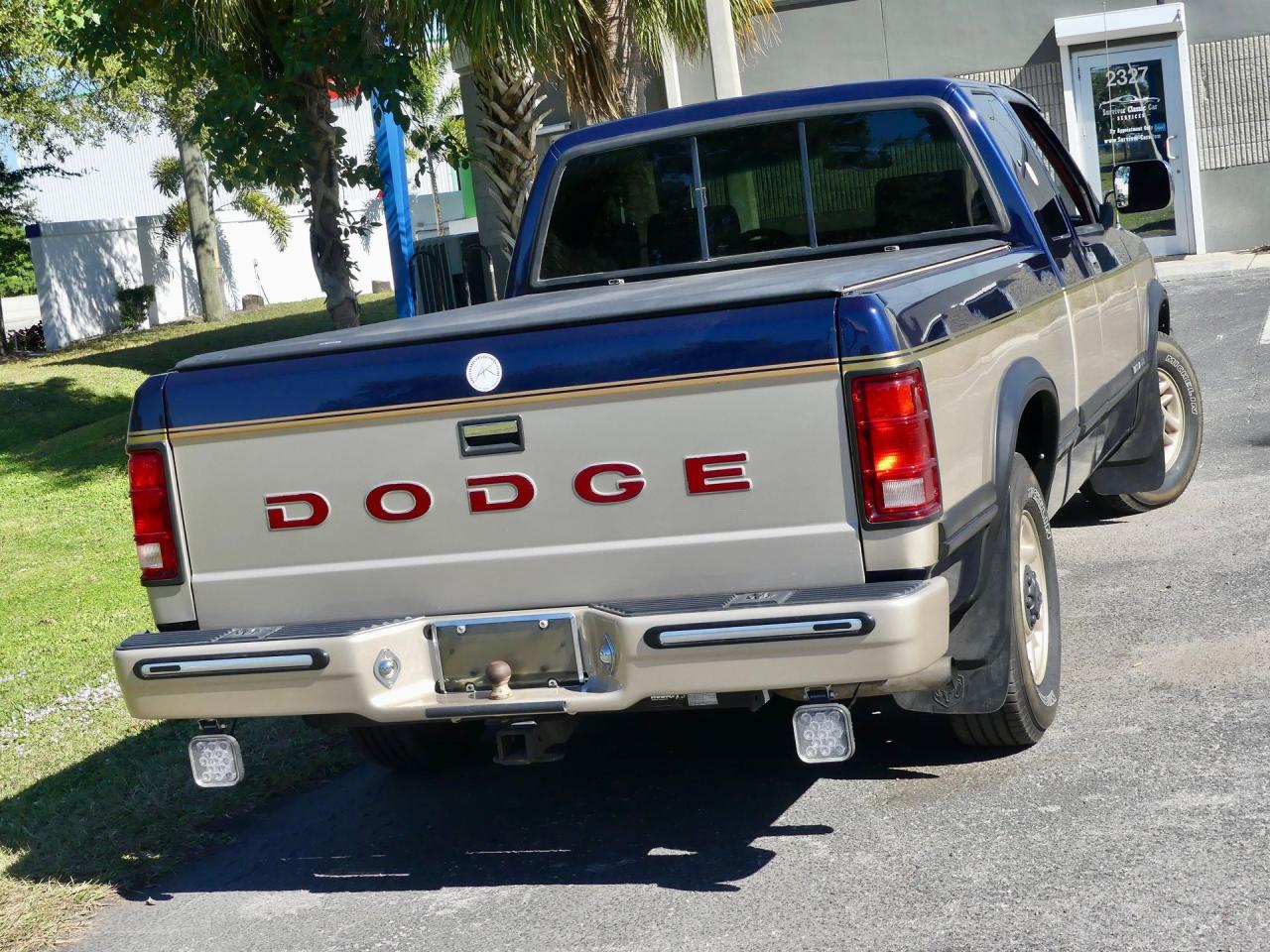 1993 Dodge Dakota LE Extended Cab