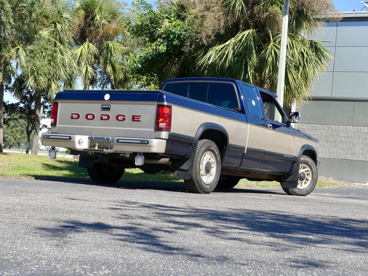 1993 Dodge Dakota LE Extended Cab