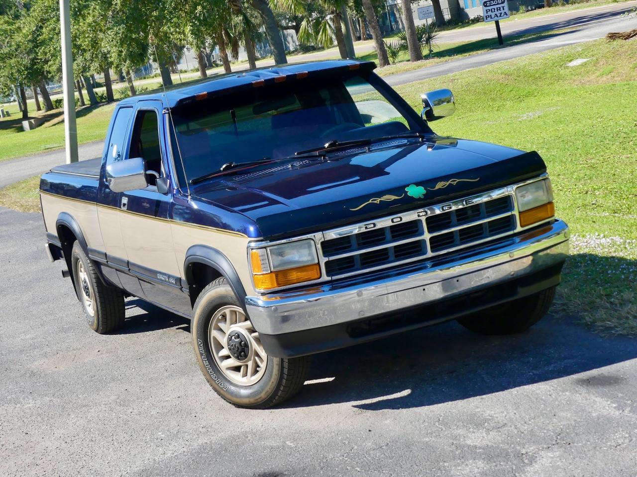 1993 Dodge Dakota LE Extended Cab