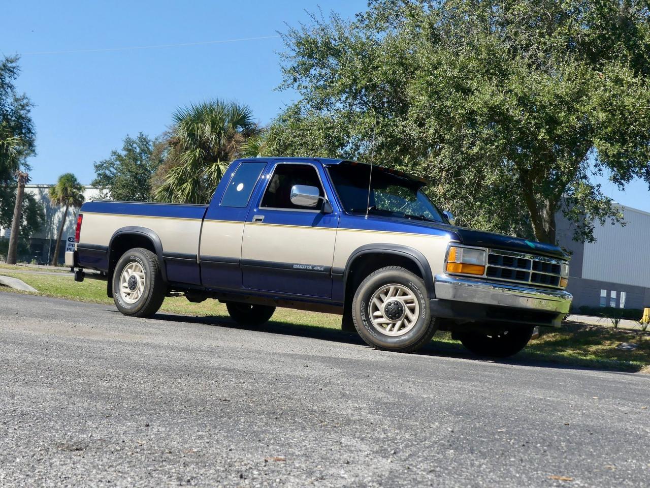 1993 Dodge Dakota LE Extended Cab