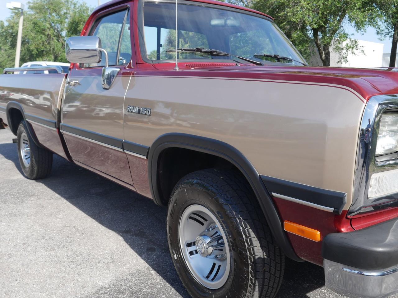 1992 Dodge Ram D-150 LE