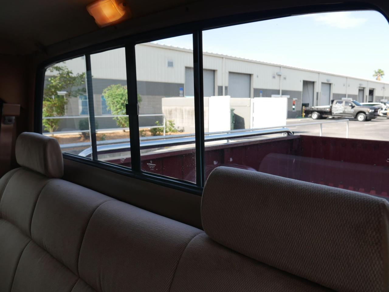 1992 Dodge Ram D-150 LE