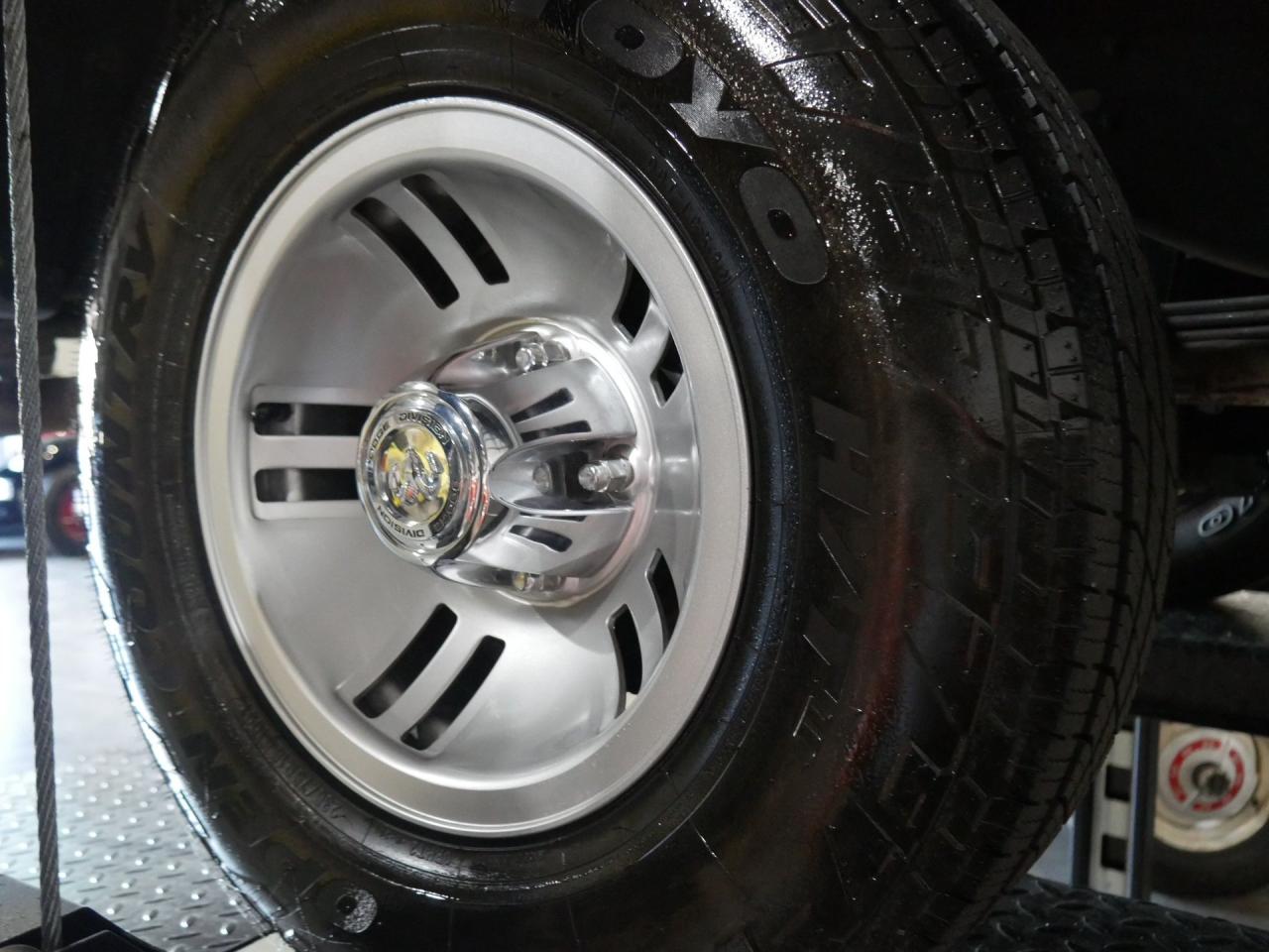 1992 Dodge Ram D-150 LE