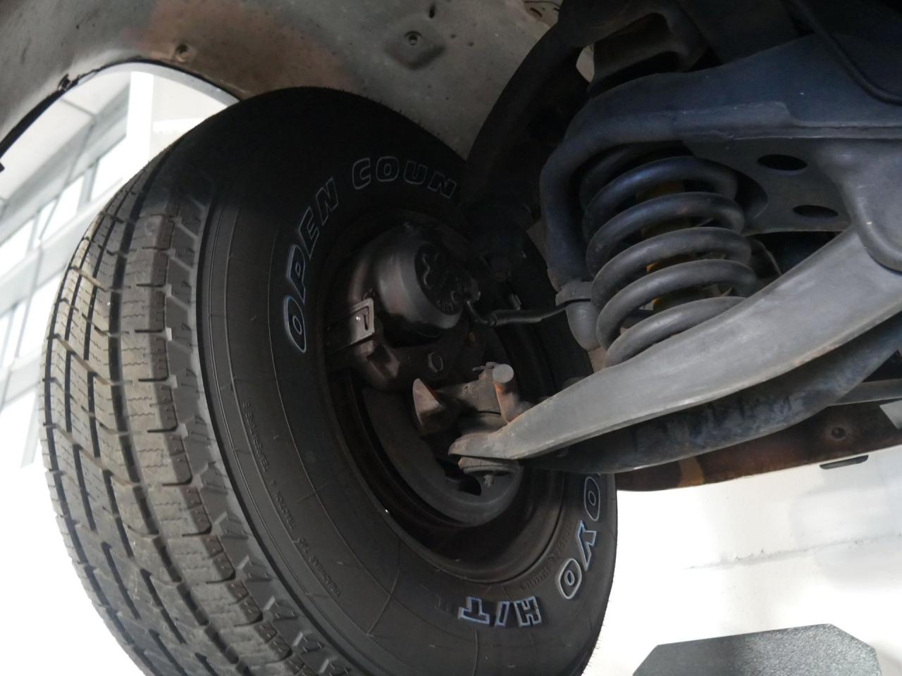 1992 Dodge Ram D-150 LE