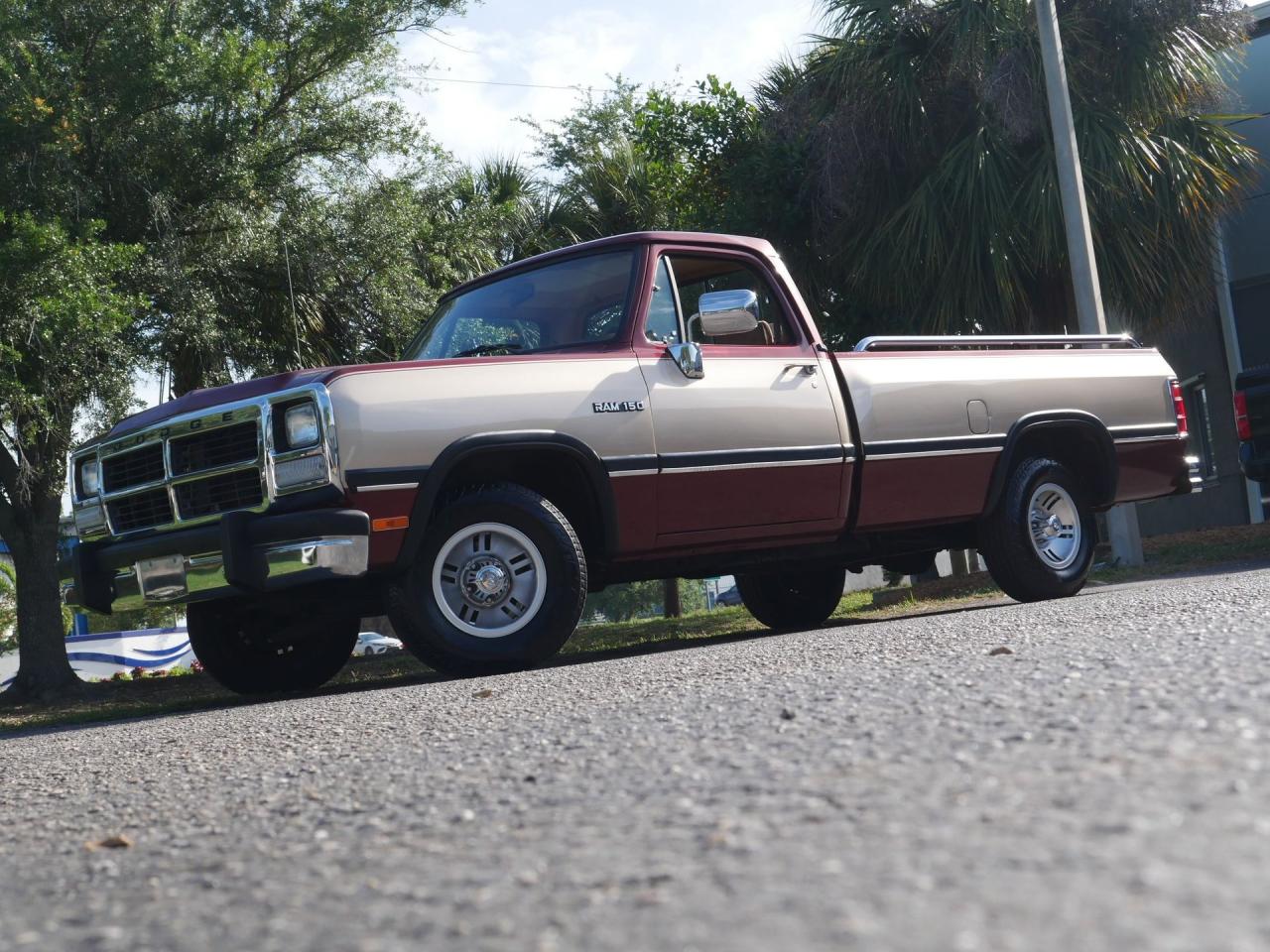1992 Dodge Ram D-150 LE