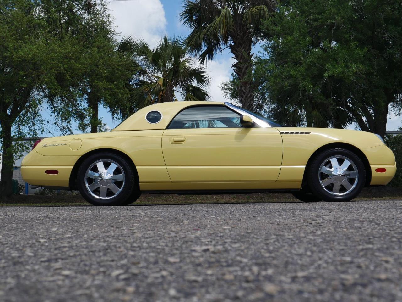 2002 Ford Thunderbird