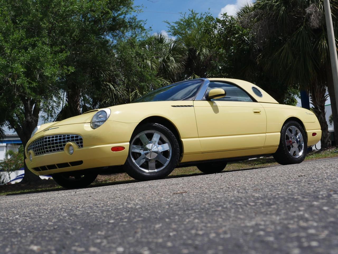 2002 Ford Thunderbird