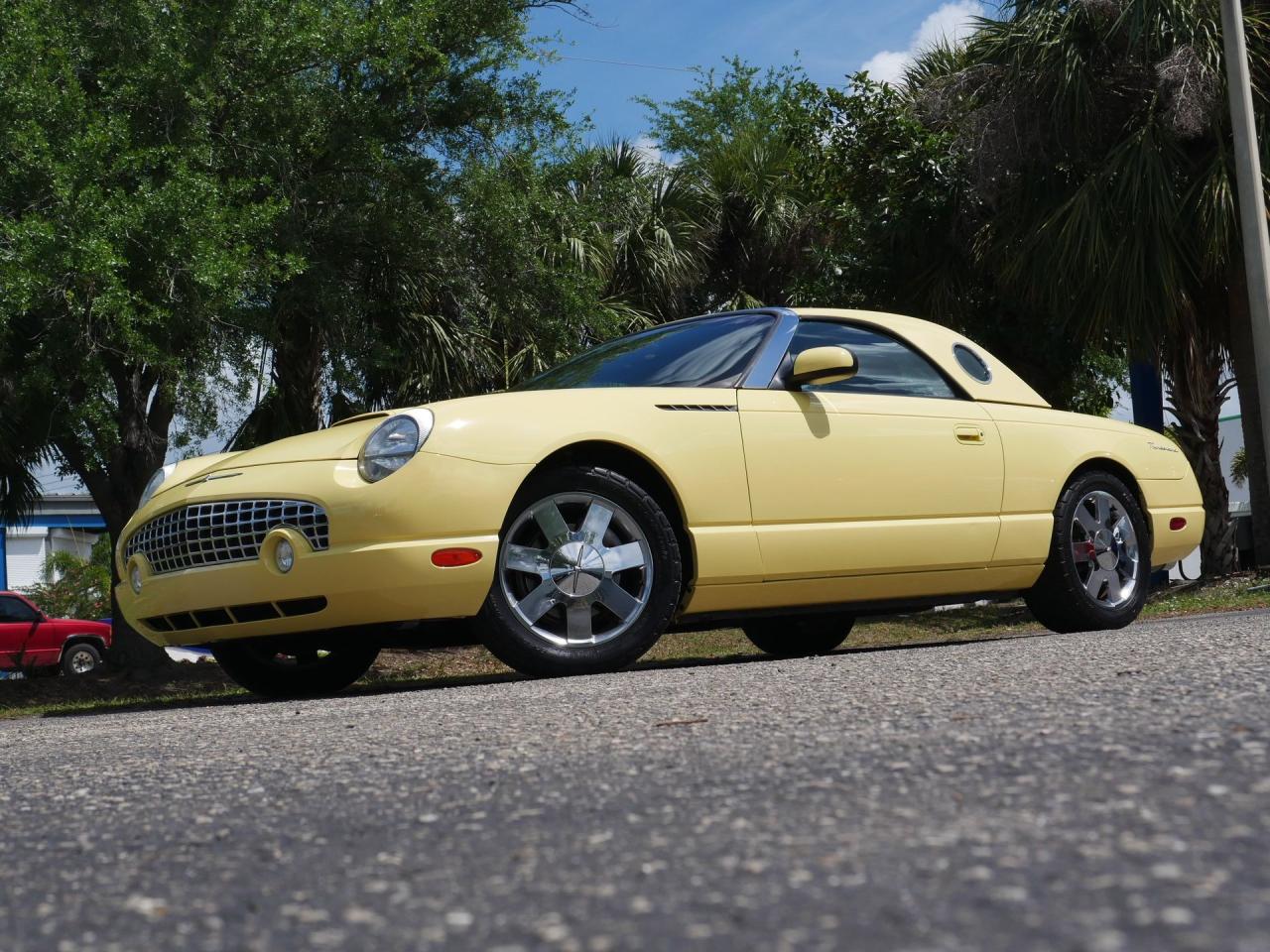 2002 Ford Thunderbird