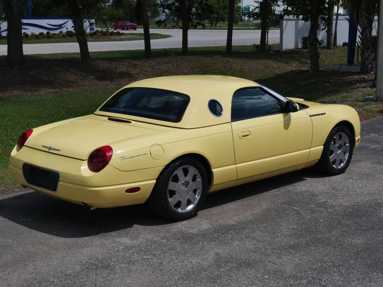 2002 Ford Thunderbird