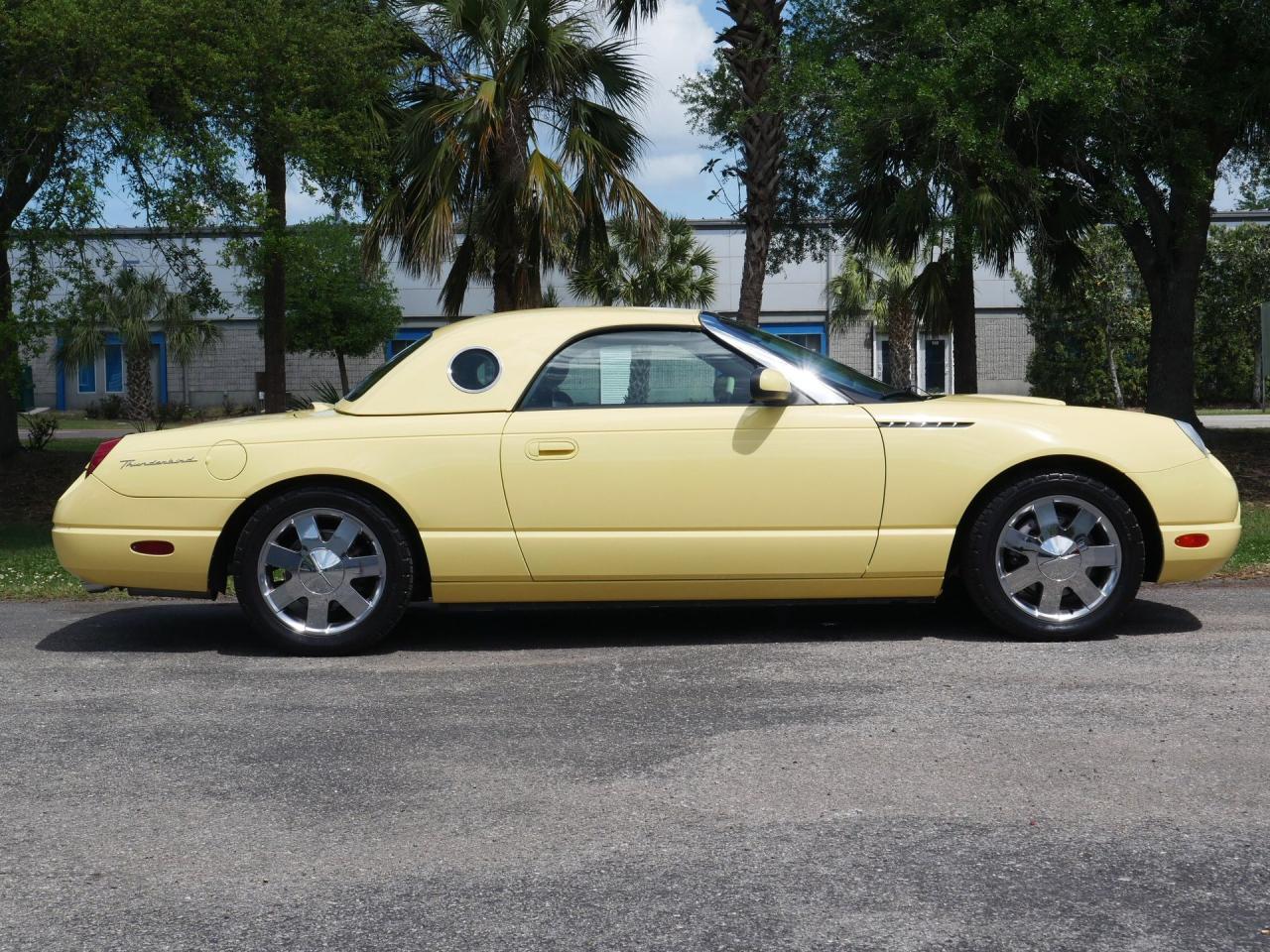2002 Ford Thunderbird