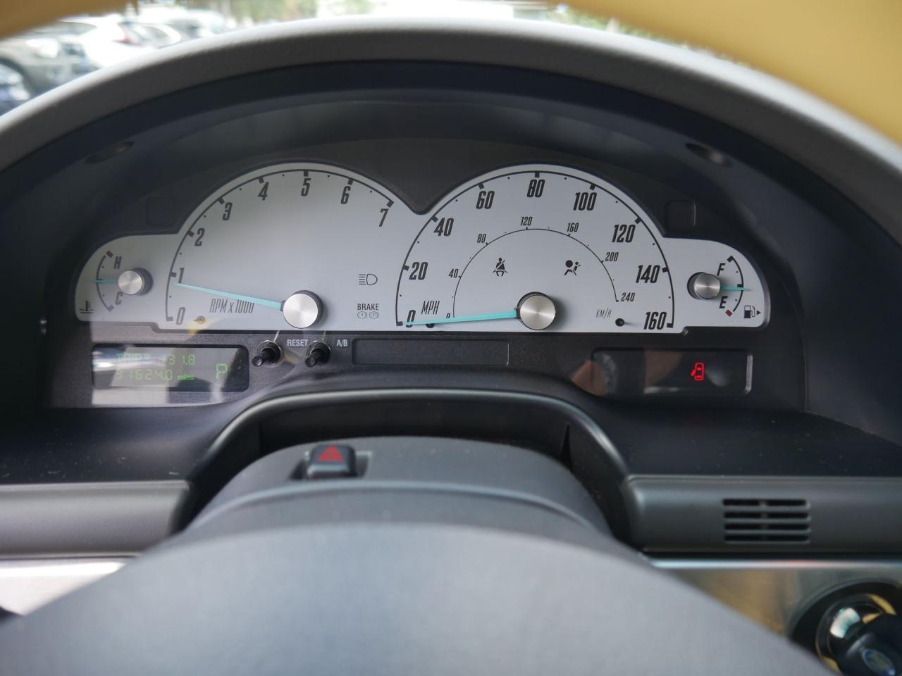 2002 Ford Thunderbird