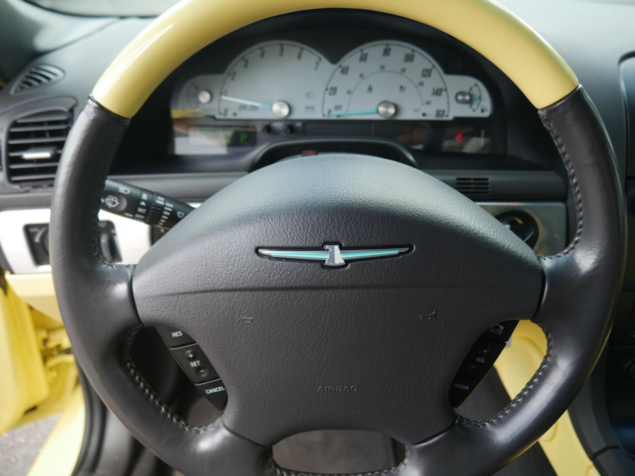 2002 Ford Thunderbird