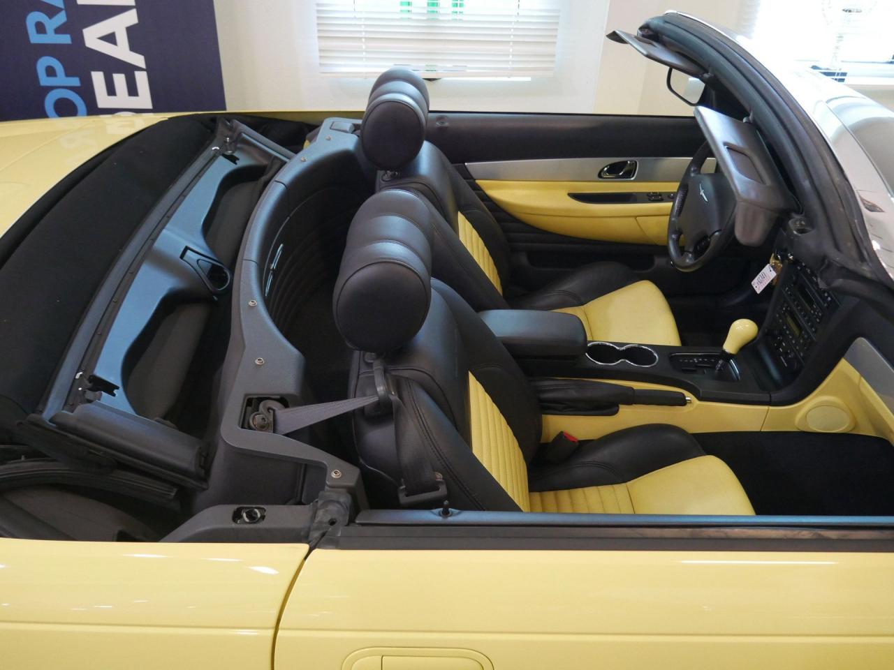 2002 Ford Thunderbird