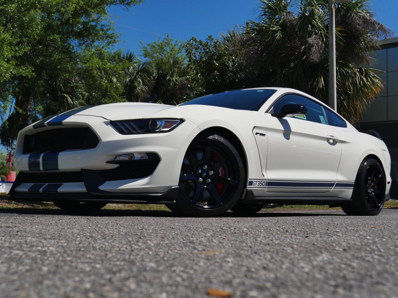 2020 Ford Mustang GT350R Heritage Edition
