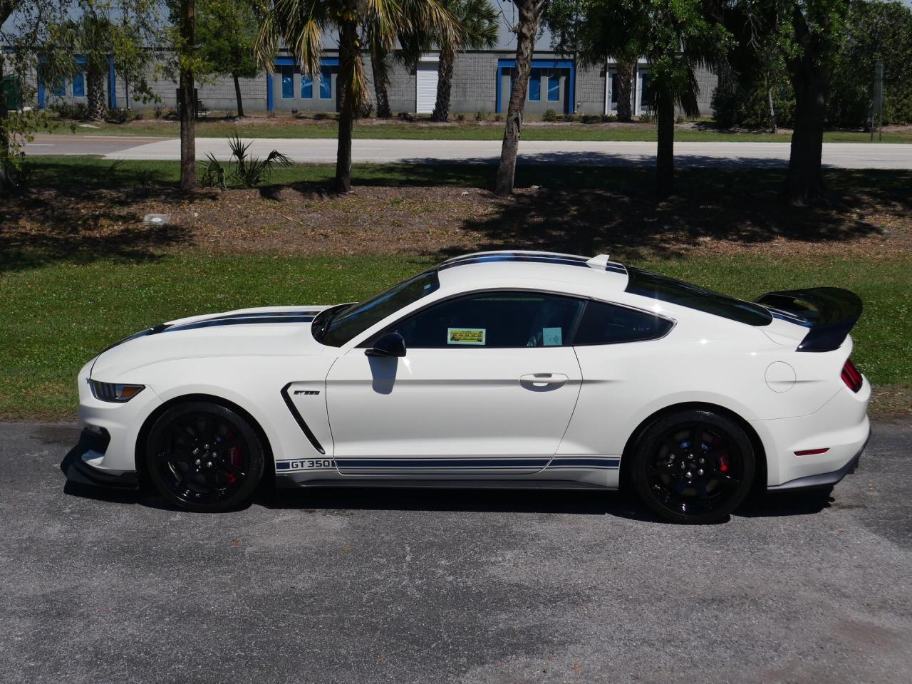2020 Ford Mustang GT350R Heritage Edition