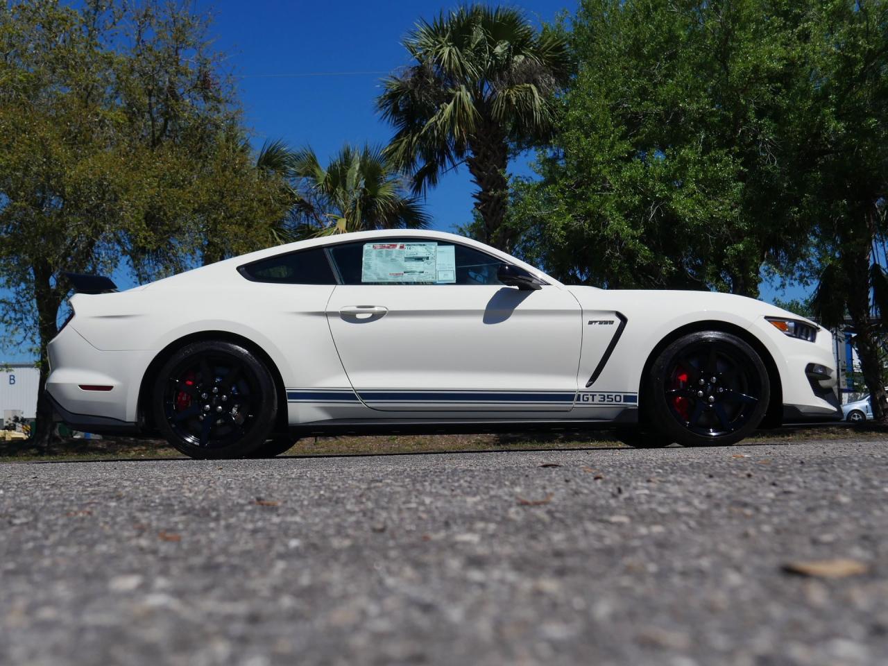 2020 Ford Mustang GT350R Heritage Edition