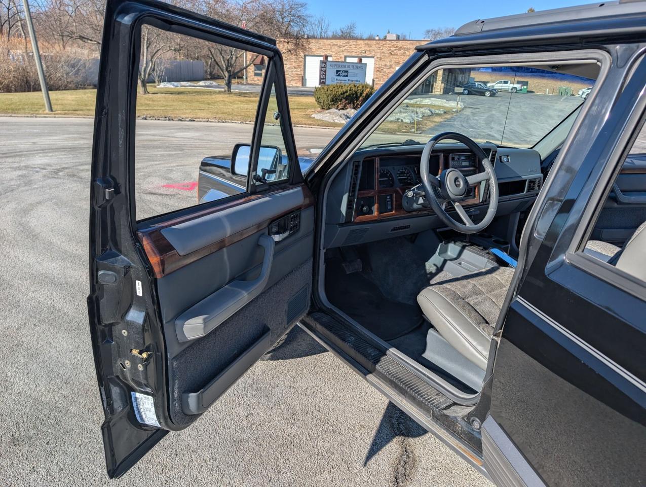 1993 Jeep Cherokee Country