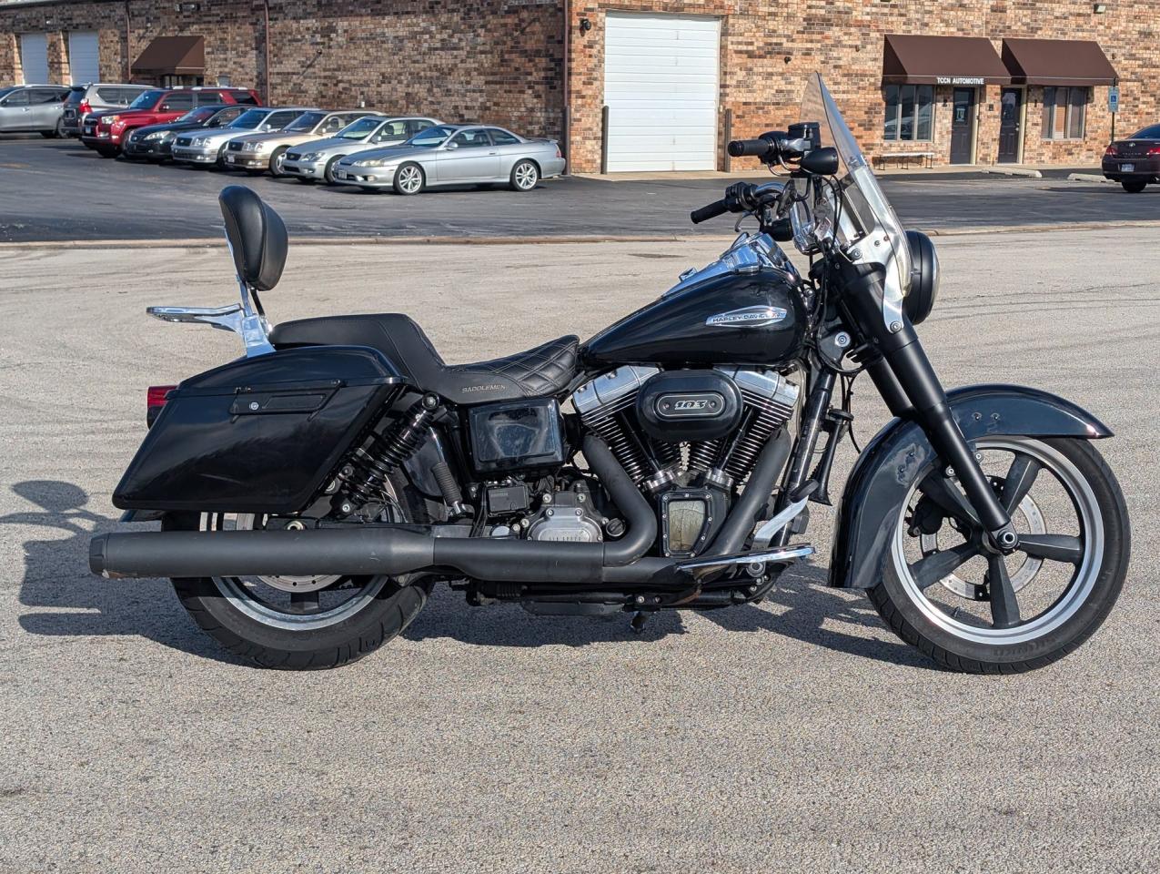 2016 Harley Davidson FLD Switchback