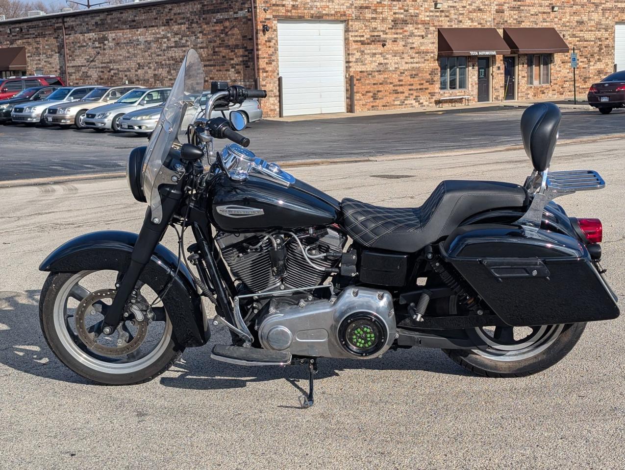 2016 Harley Davidson FLD Switchback