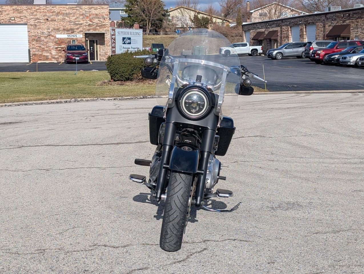 2016 Harley Davidson FLD Switchback