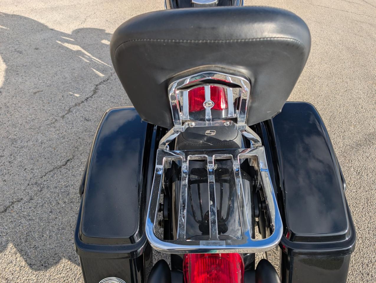 2016 Harley Davidson FLD Switchback