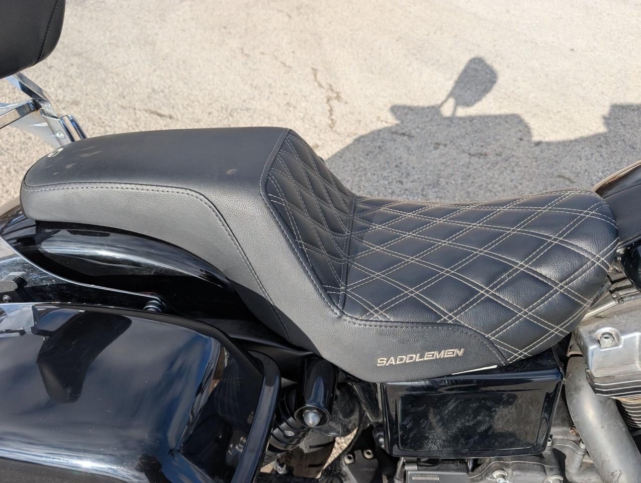 2016 Harley Davidson FLD Switchback