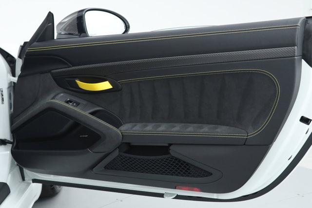 2025 Porsche 718 Cayman