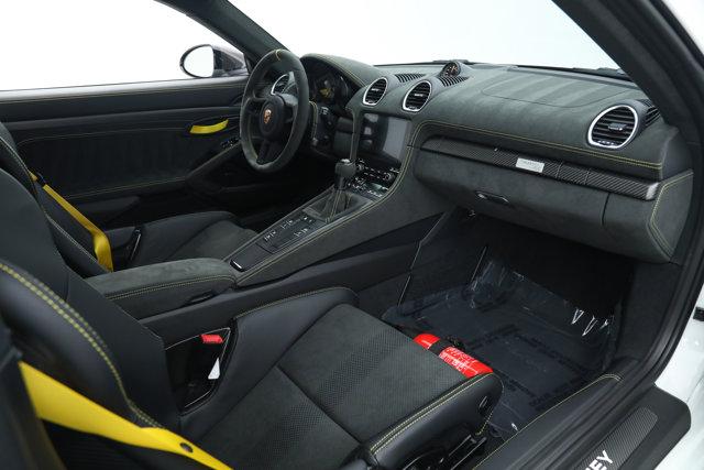 2025 Porsche 718 Cayman