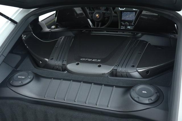 2025 Porsche 718 Cayman