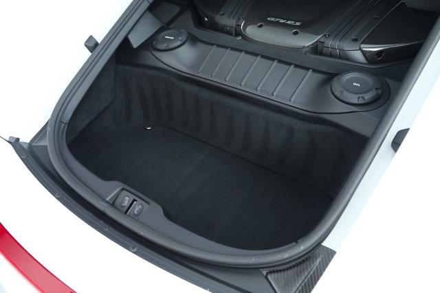 2025 Porsche 718 Cayman