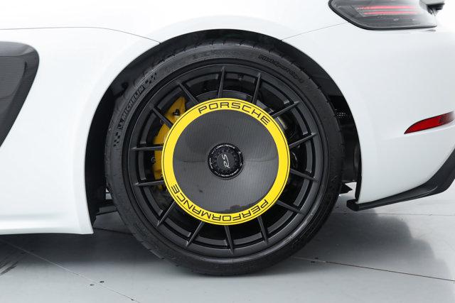 2025 Porsche 718 Cayman