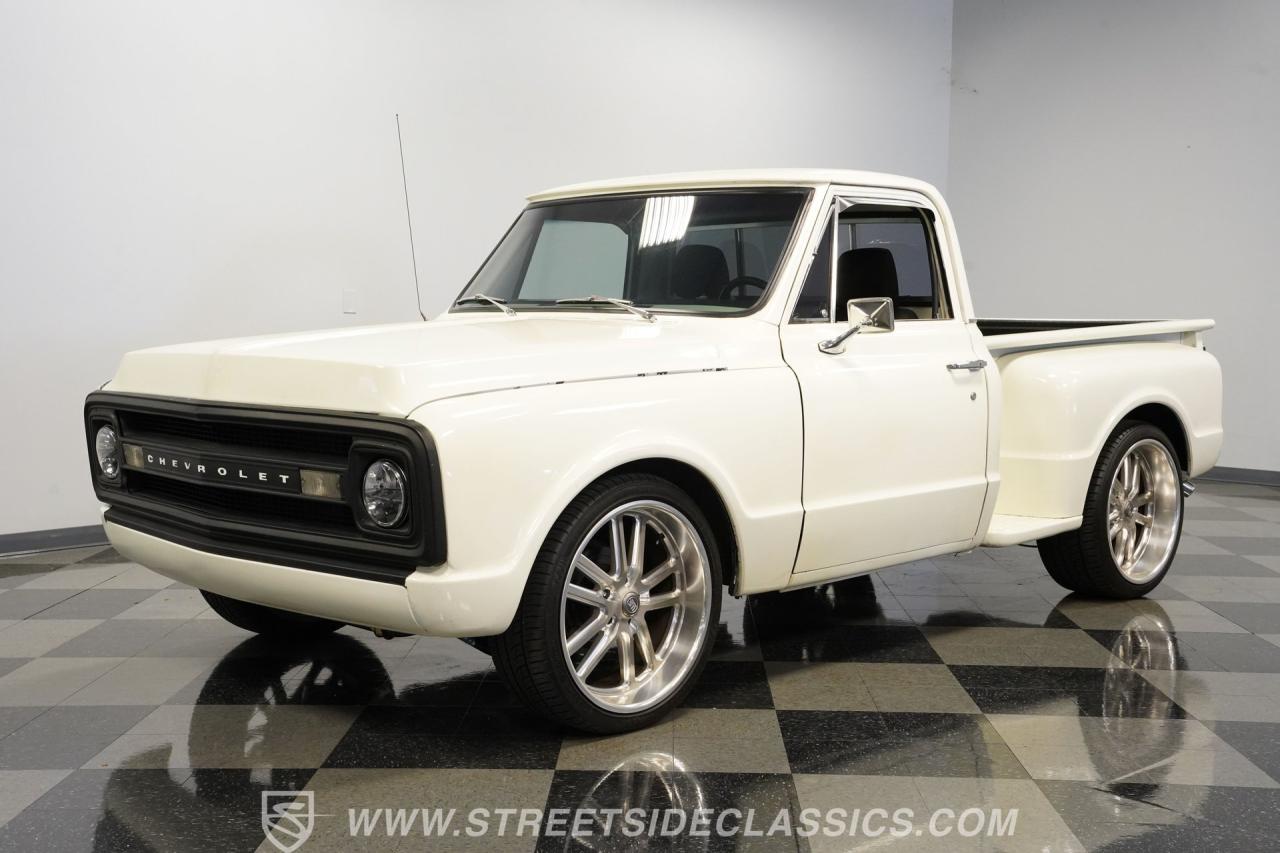 1970 Chevrolet C10 Stepside Restomod