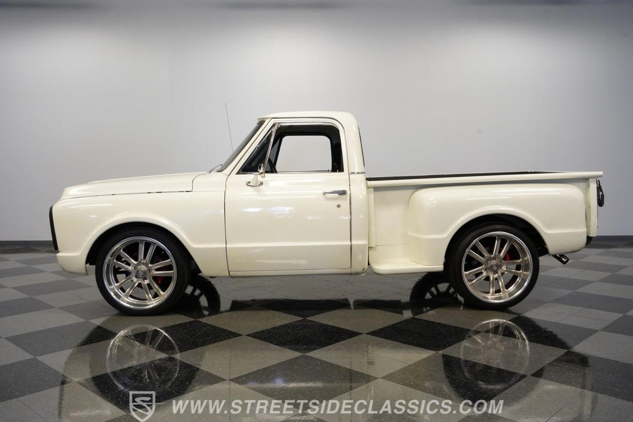 1970 Chevrolet C10 Stepside Restomod