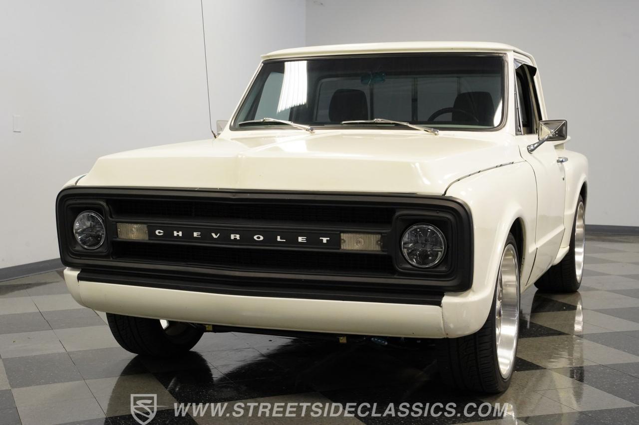 1970 Chevrolet C10 Stepside Restomod