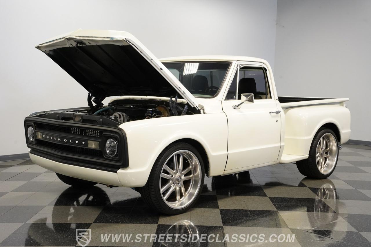 1970 Chevrolet C10 Stepside Restomod