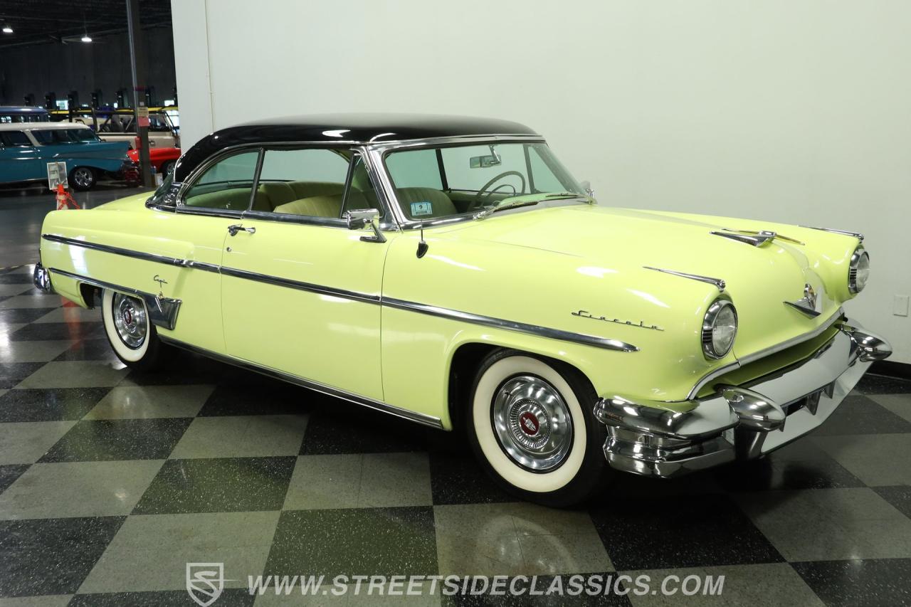 1954 Lincoln Capri