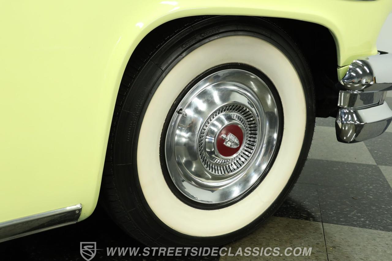 1954 Lincoln Capri