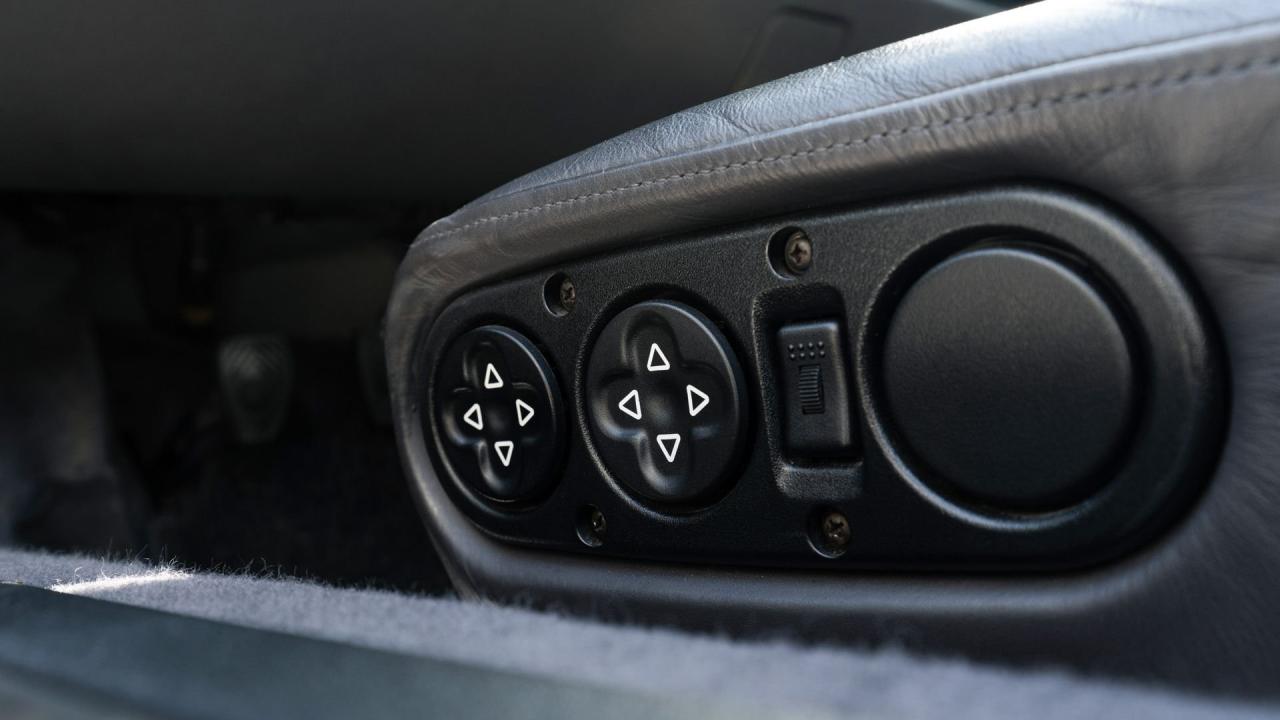 1998 Porsche 911 Carrera 4S