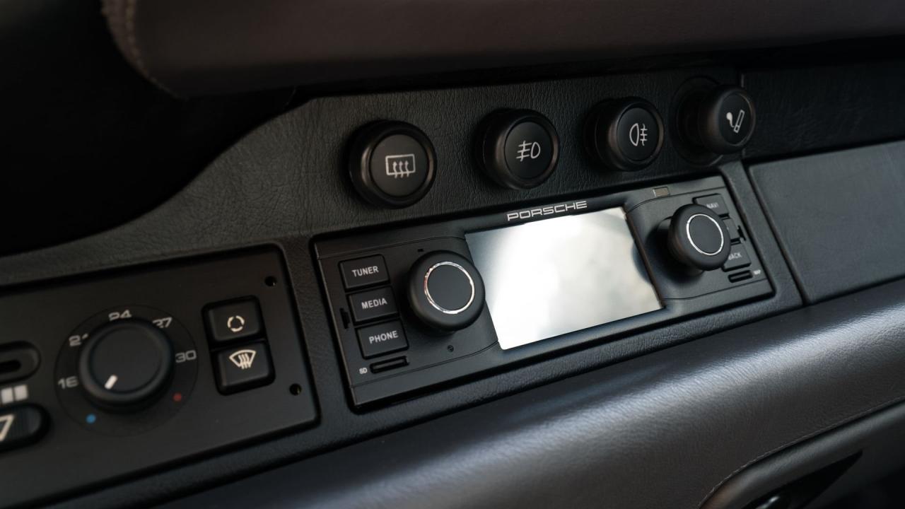 1998 Porsche 911 Carrera 4S