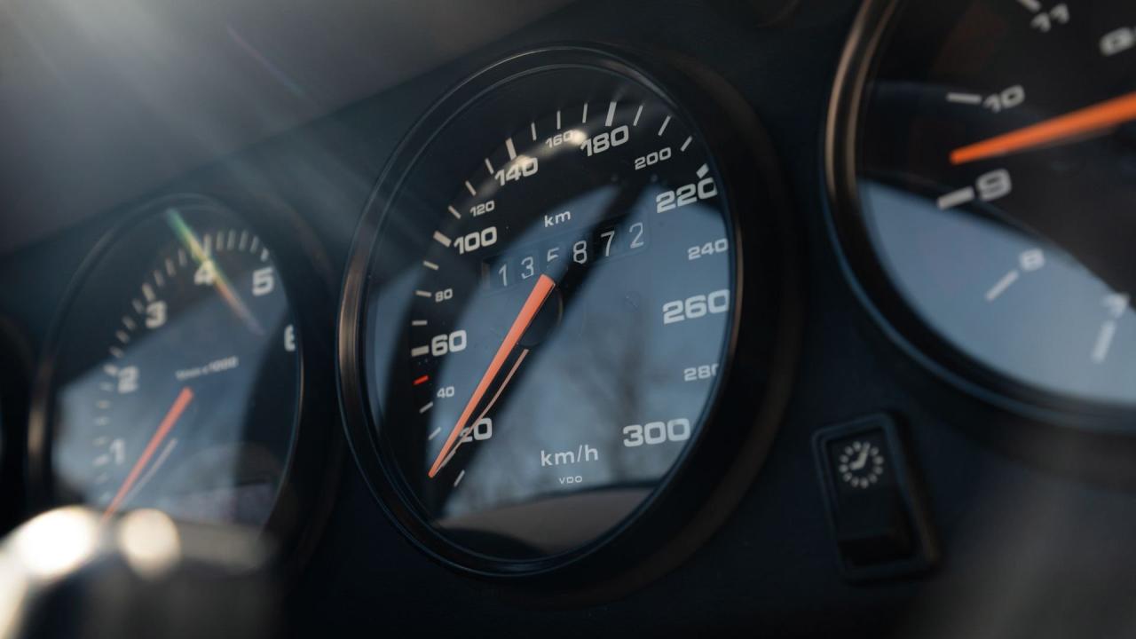 1998 Porsche 911 Carrera 4S