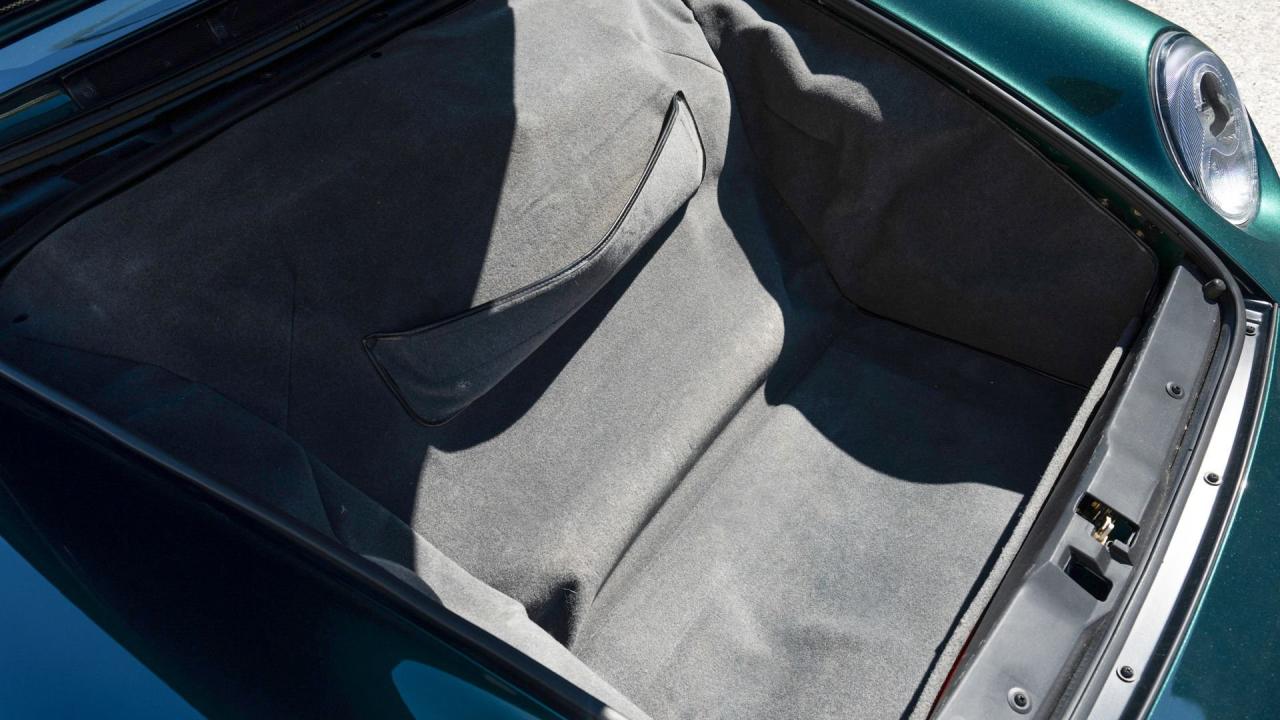 1998 Porsche 911 Carrera 4S