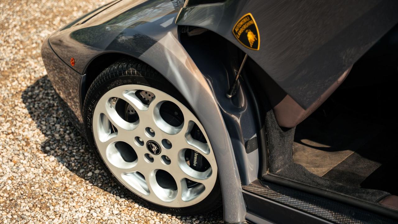 2001 Lamborghini Diablo VT 6.0