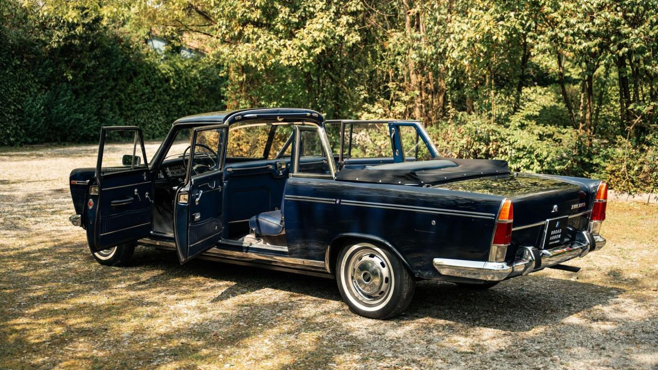 1963 Fiat 2300 Presidenziale Landaulette by Carrozzeria Francis Lombardi