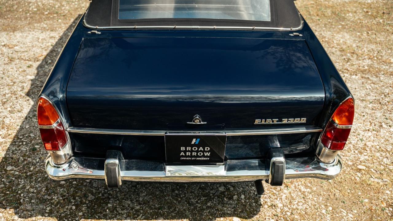 1963 Fiat 2300 Presidenziale Landaulette by Carrozzeria Francis Lombardi