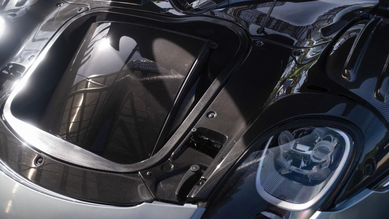 2015 Porsche 918 Spyder Weissach Package