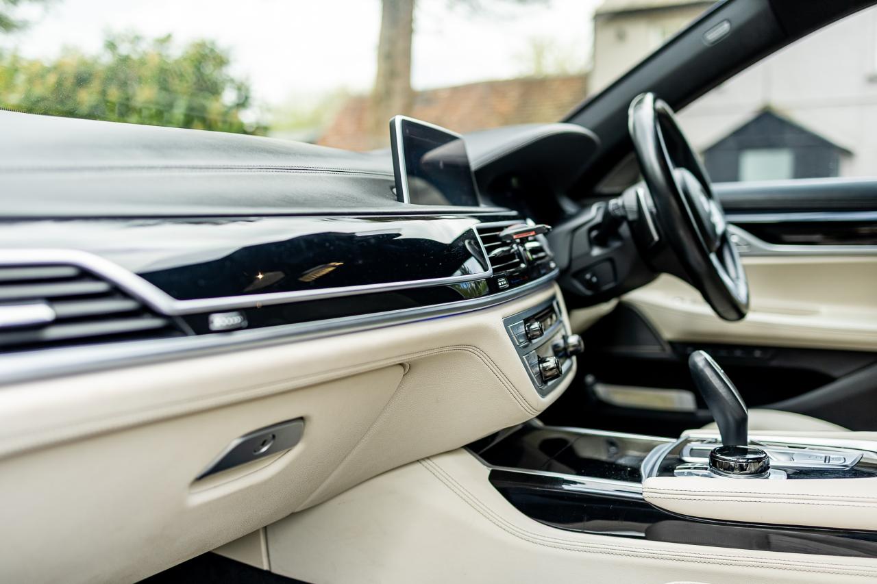 2022 BMW 740D xDrive M Sport