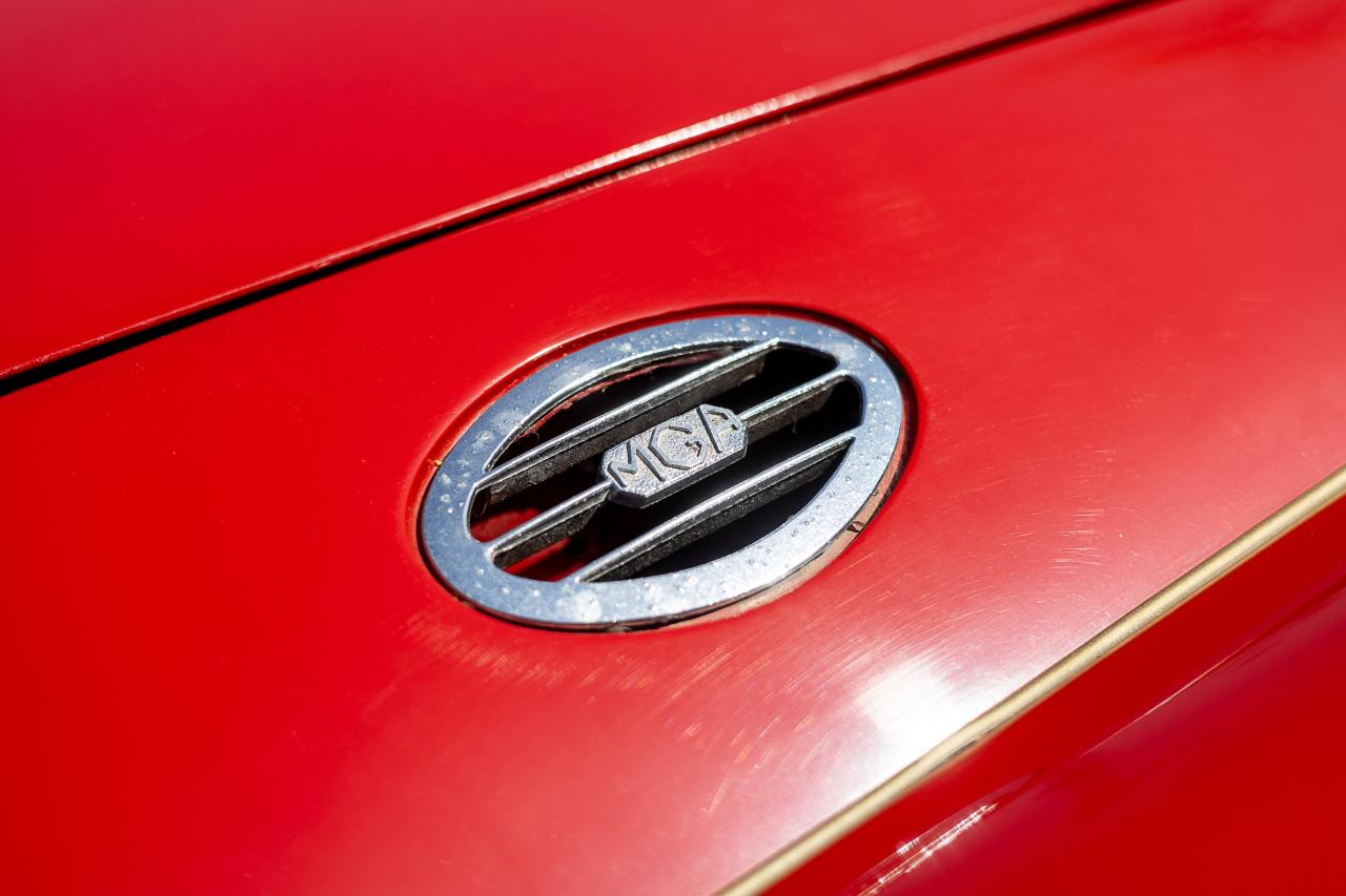 1957 MG A Coup&eacute;