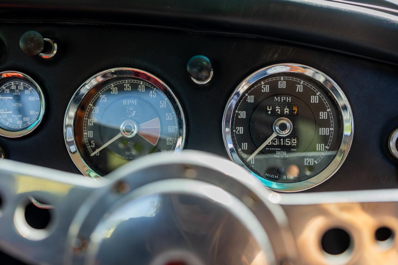 1957 MG A Coup&eacute;