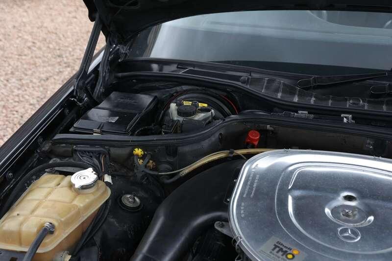 1989 Mercedes - Benz 560 SEC