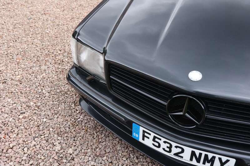 1989 Mercedes - Benz 560 SEC
